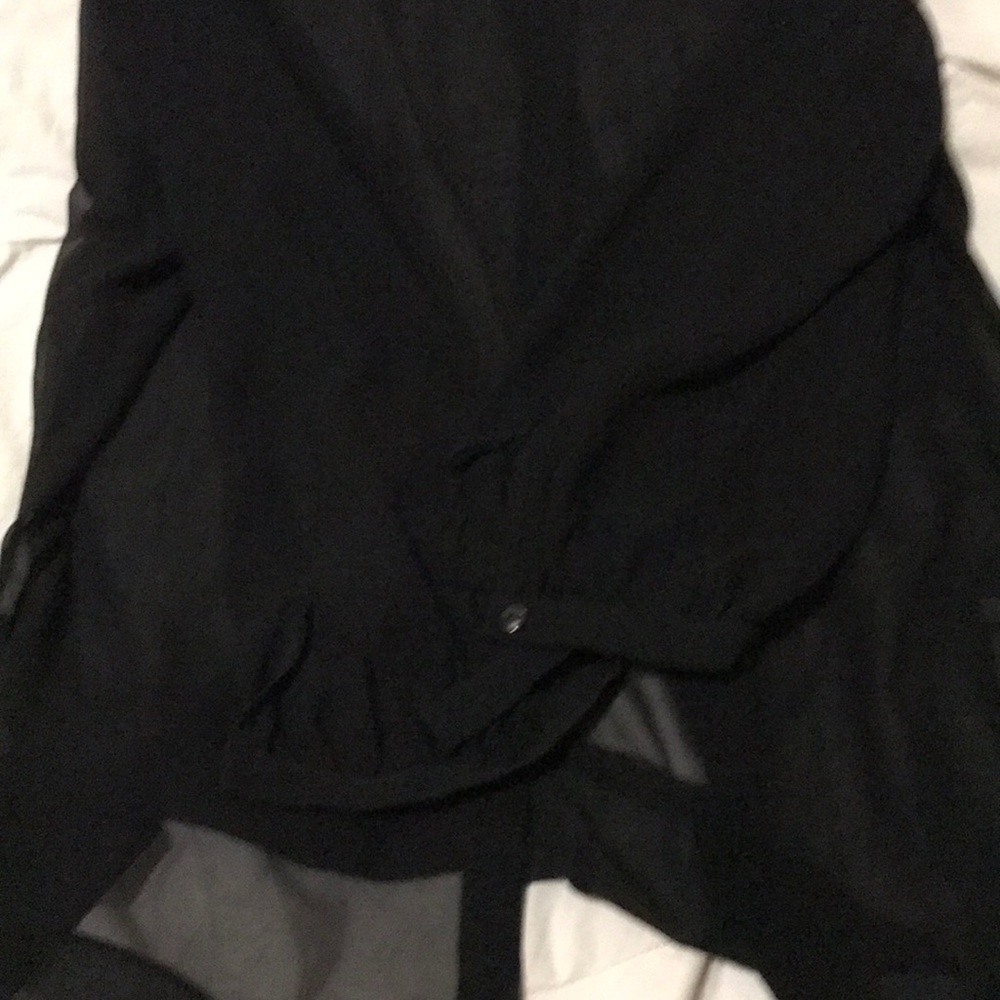 Blouse - Picture 2 of 2